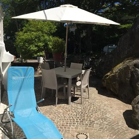 Caratteristica Dependance In Legno * Lacco Ameno (Isola d'Ischia)